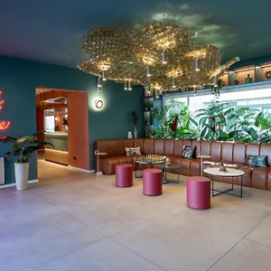 Bleis Otel